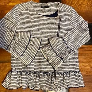 BANANA REPUBLIC Ruffle Sleeve Navy and White Tweed Jacke
